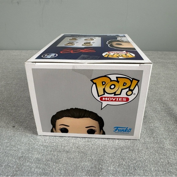 Funko Pop! 300 Series Vinyl Figure - Picture 5 of 7